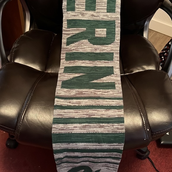 Slytherin Scarf - Picture 5 of 5